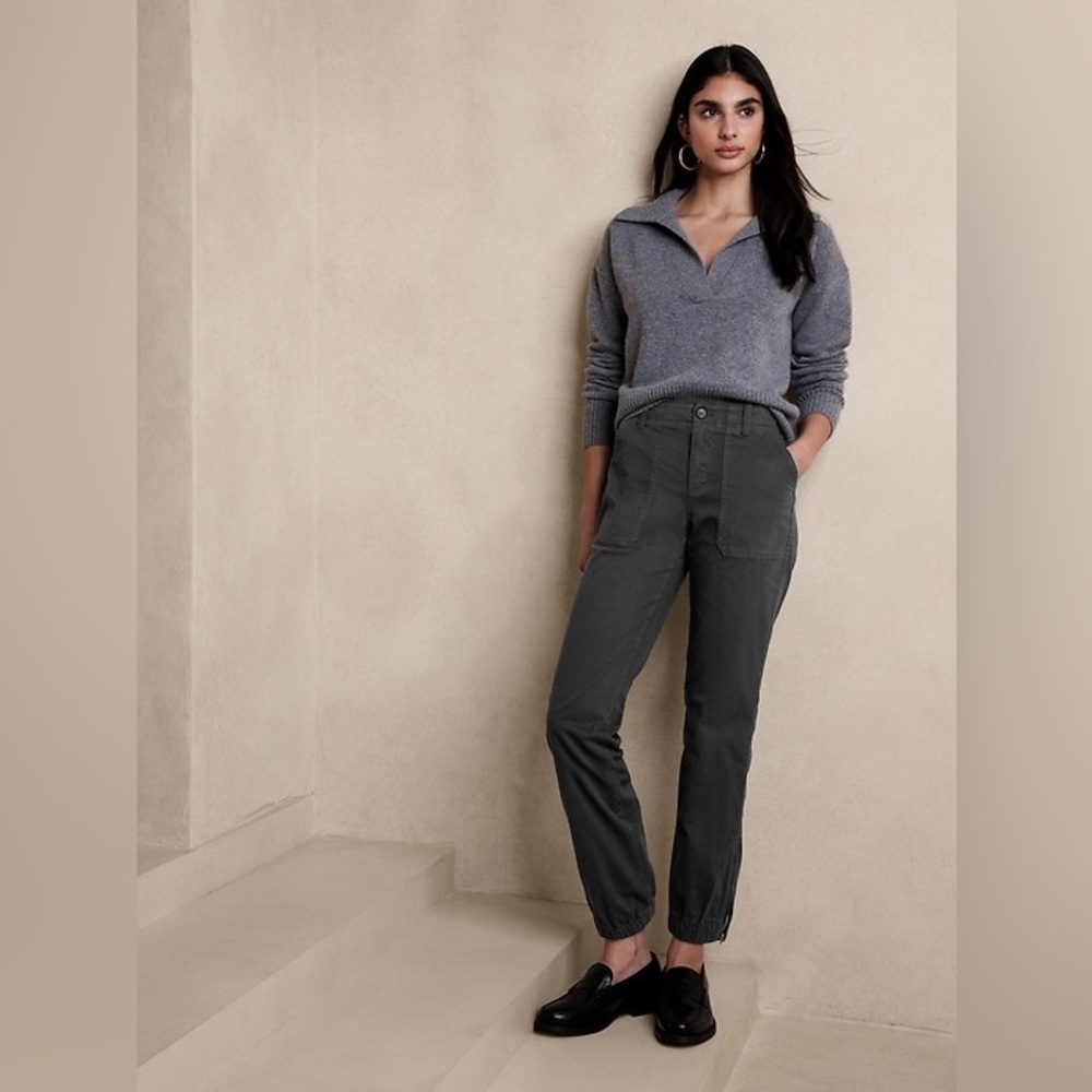 Banana Republic Grey Pants Size 4 Long
